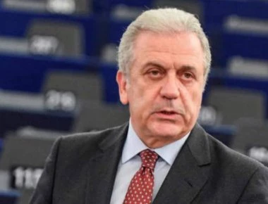 Την αντίθεσή του με την δημιουργία κέντρων τύπου «Γκουαντάναμο» για τους μετανάστες εξέφρασε ο Δ. Αβραμόπουλος